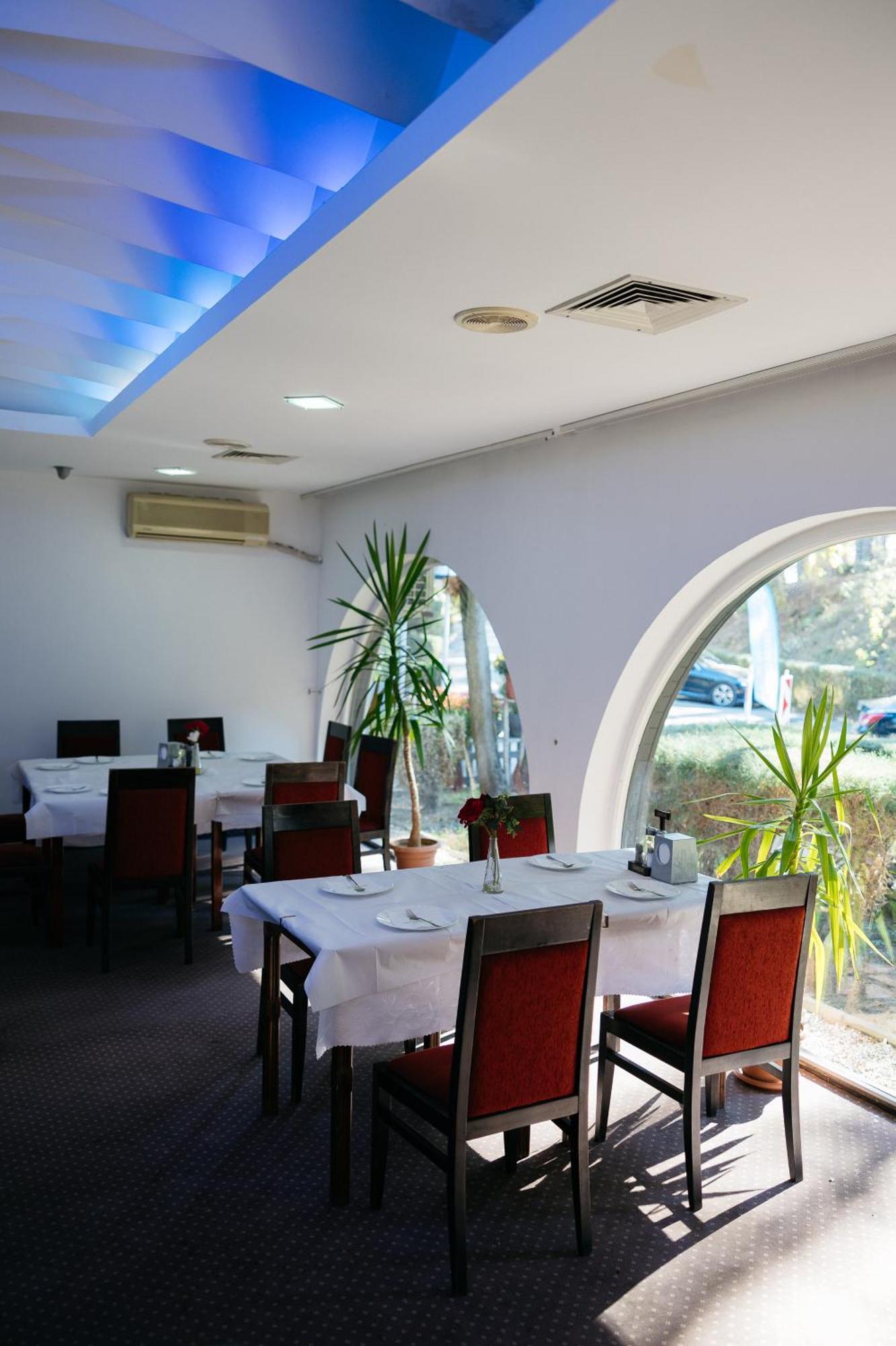 Hotel Gradche Kocani Exterior photo